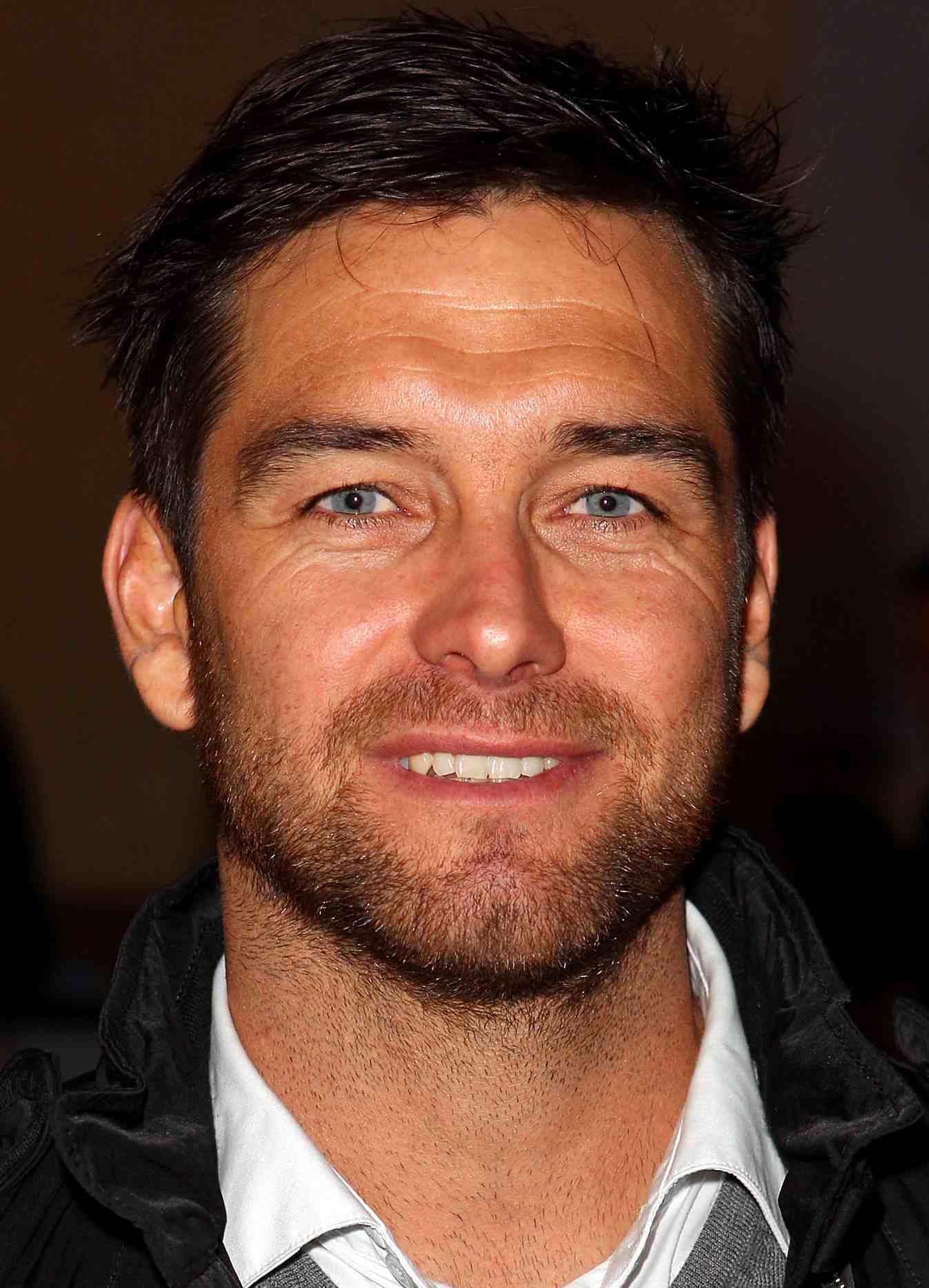 AntonyStarr Quelle est sa taille