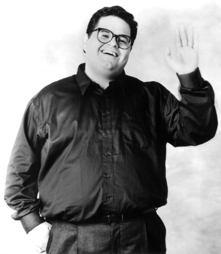 David Anthony Higgins Quelle est sa taille