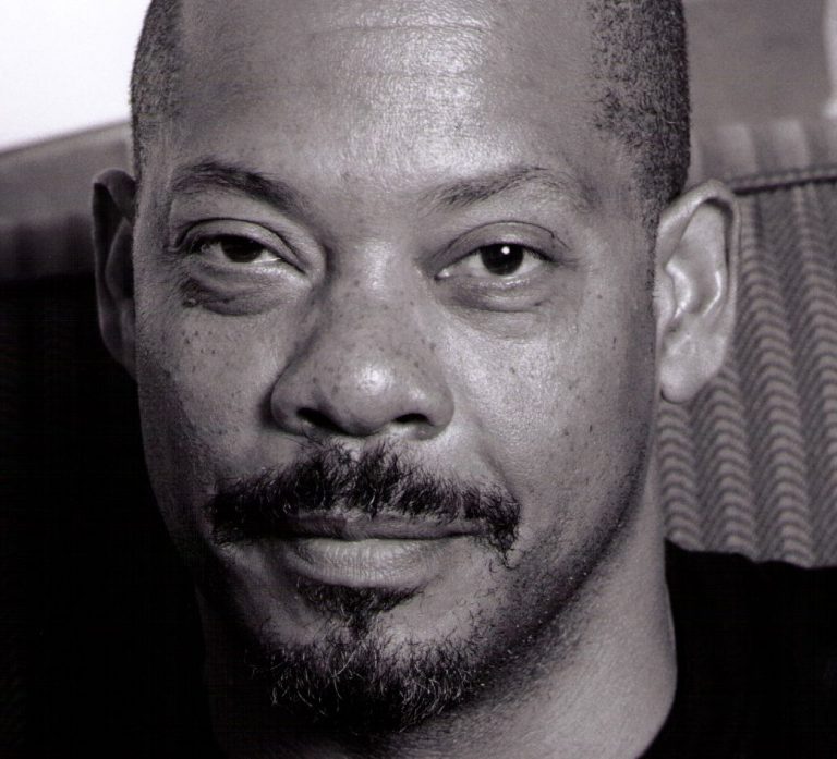 Carl Franklin Quelle est sa taille