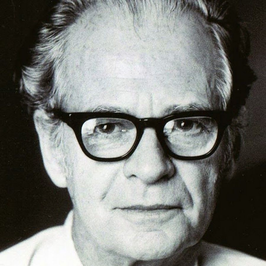 B. F. Skinner Quelle est sa taille